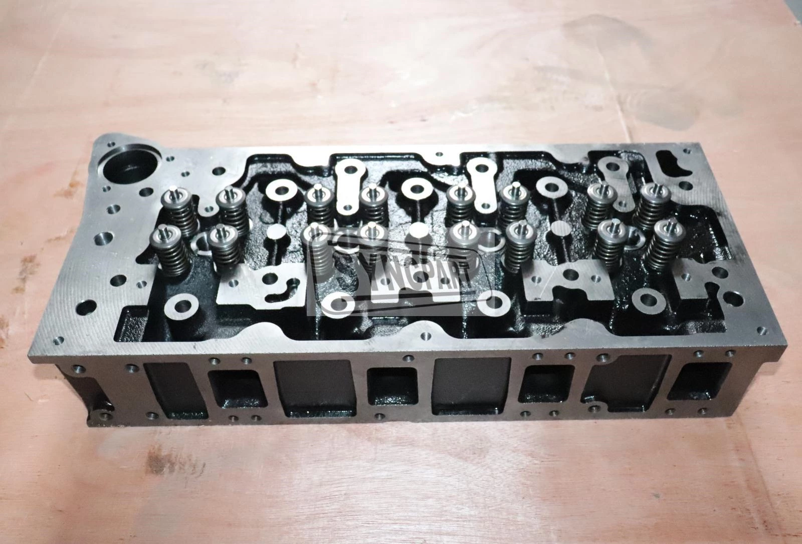 JCB Spare Parts  CYLINDER HEAD  320/09246